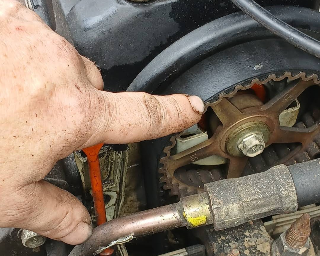 Phillips Mobile Automotive team at work